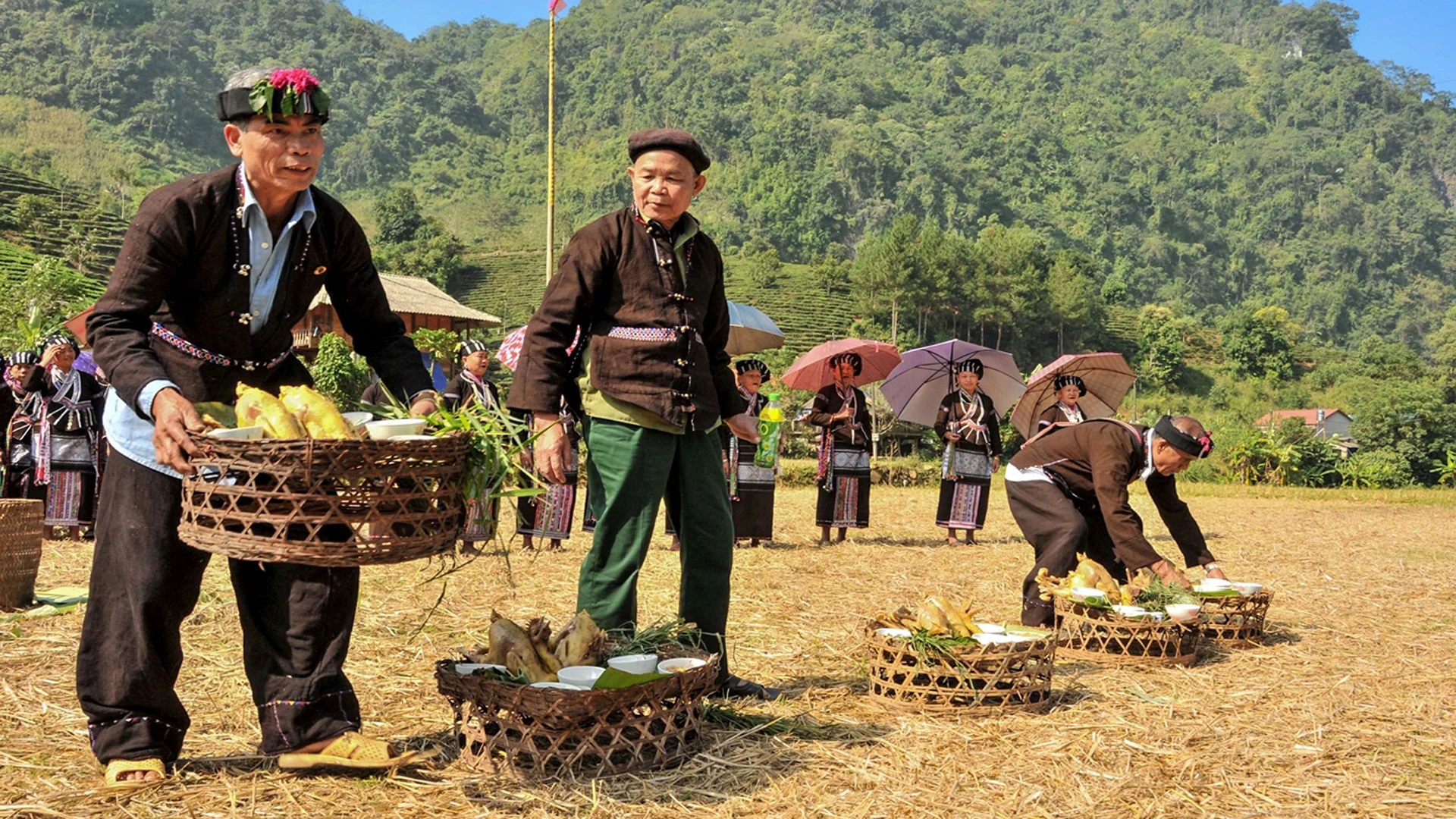 Xem người Lự ở Lai Châu làm lễ cúng hồn trâu ảnh 2