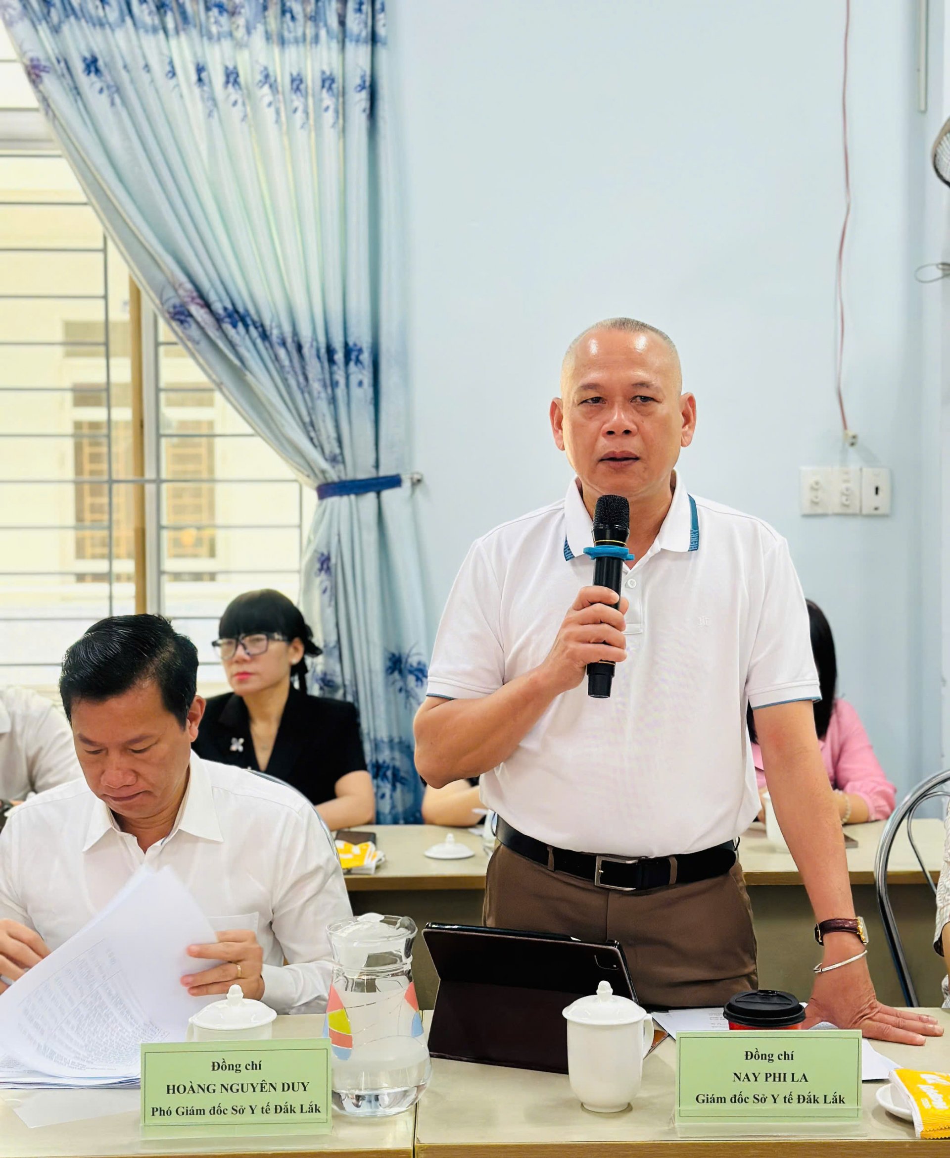 Giám đốc Sở Y tế tỉnh Đắk Lắk Nay Phi La phát biểu. Ảnh: YÊN LAN