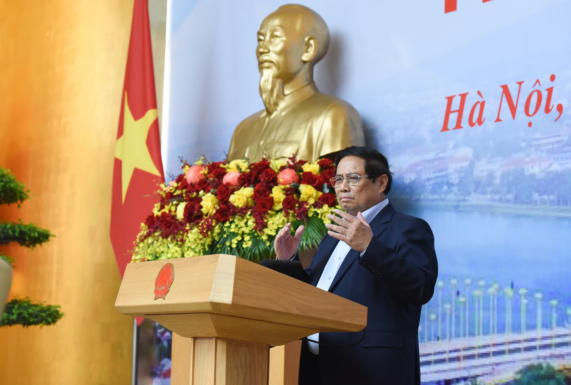 [Ảnh] Thủ tướng Phạm Minh Chính chủ trì phiên họp Ban Chỉ đạo các công trình, dự án trọng điểm ngành giao thông vận tải ảnh 2