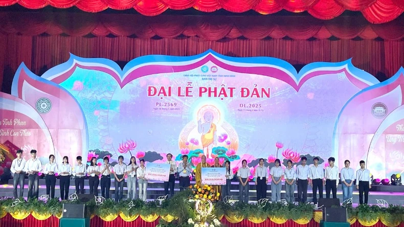 Đại lễ Phật đản năm 2025 tại Ninh Bình lan tỏa tuệ giác, kết nối nhân sinh ảnh 4