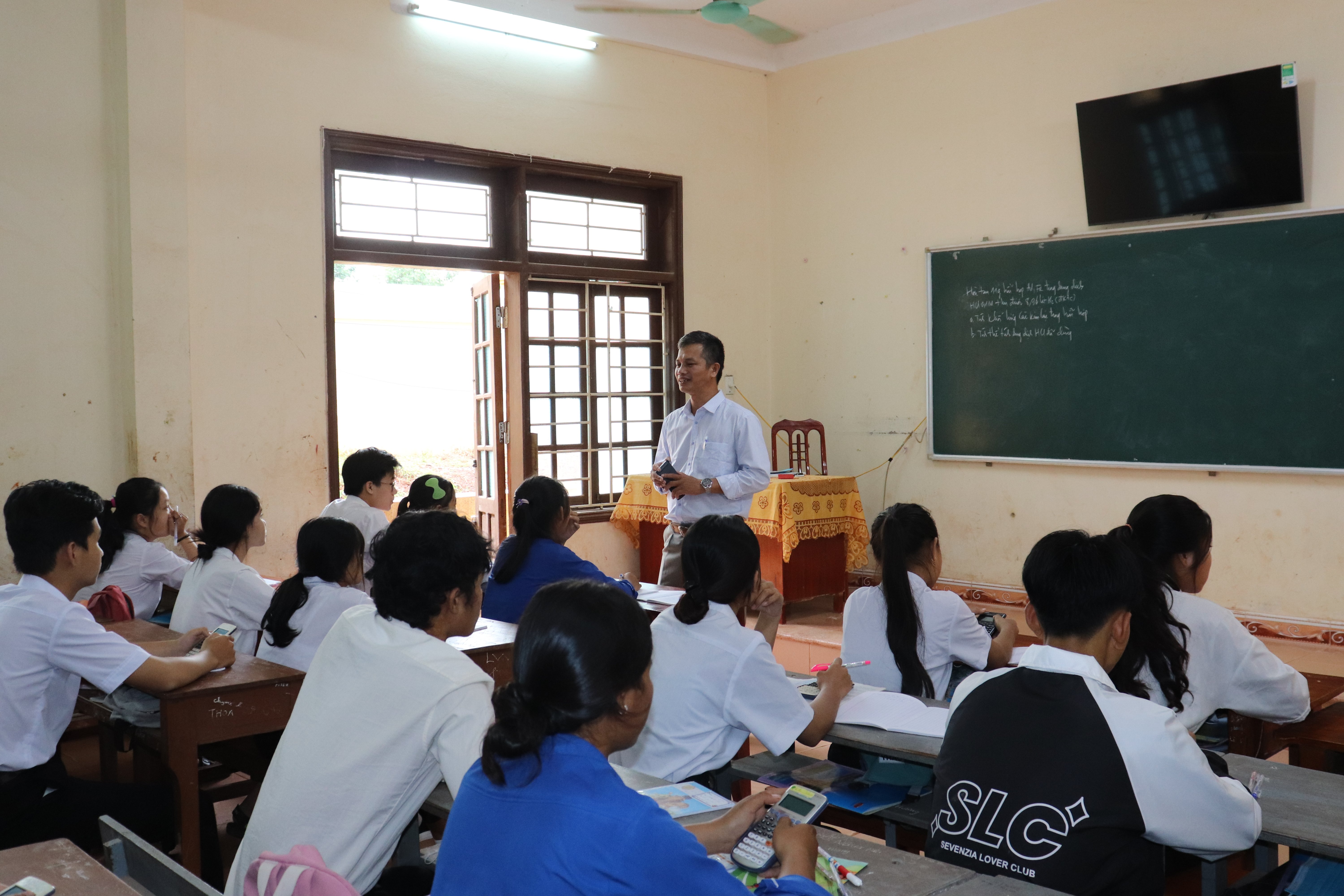 Sát cánh cùng học sinh trong đợt cao điểm “50 ngày đêm bứt phá, chinh phục kỳ thi tốt nghiệp THPT năm 2025