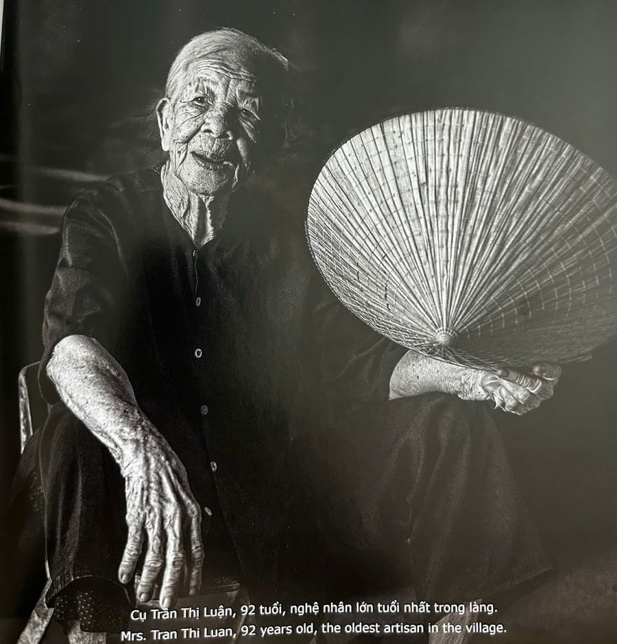 Những bức ảnh chân thực.