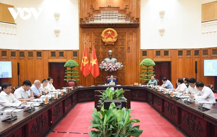 Toàn cảnh phiên họp thường trực Chính phủ.