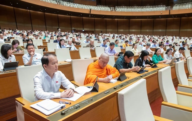 Quốc hội thảo luận về một số nội dung còn ý kiến khác nhau của dự thảo Luật sửa đổi, bổ sung một số điều của Luật Quảng cáo - Ảnh 4.