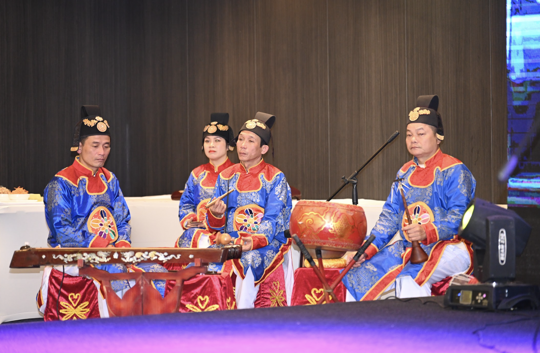 Ảnh màn hình 2025-05-10 lúc 08.19.51.png