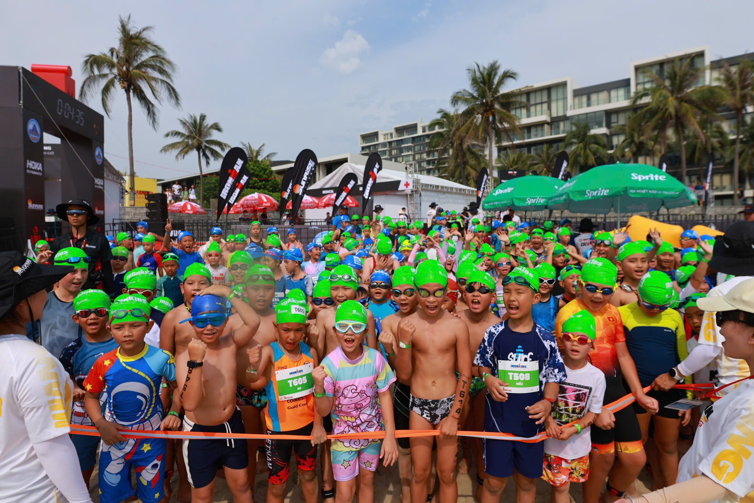 IRONKIDS Đà Nẵng 2025: Những 'người thép nhí' tỏa sáng trên đường đua mùa hè- Ảnh 11.
