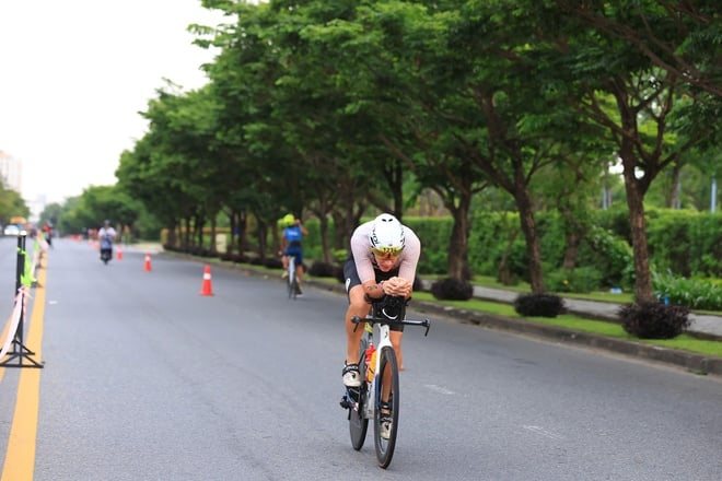 IRONKIDS Đà Nẵng 2025: Những 'người thép nhí' tỏa sáng trên đường đua mùa hè- Ảnh 3.