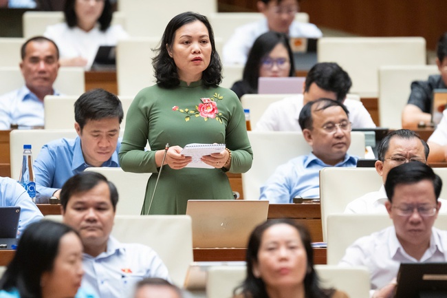 ĐBQH kiến nghị tăng cường kiểm soát, quản lý hoạt động quảng cáo đối với những người nổi tiếng - Ảnh 1.
