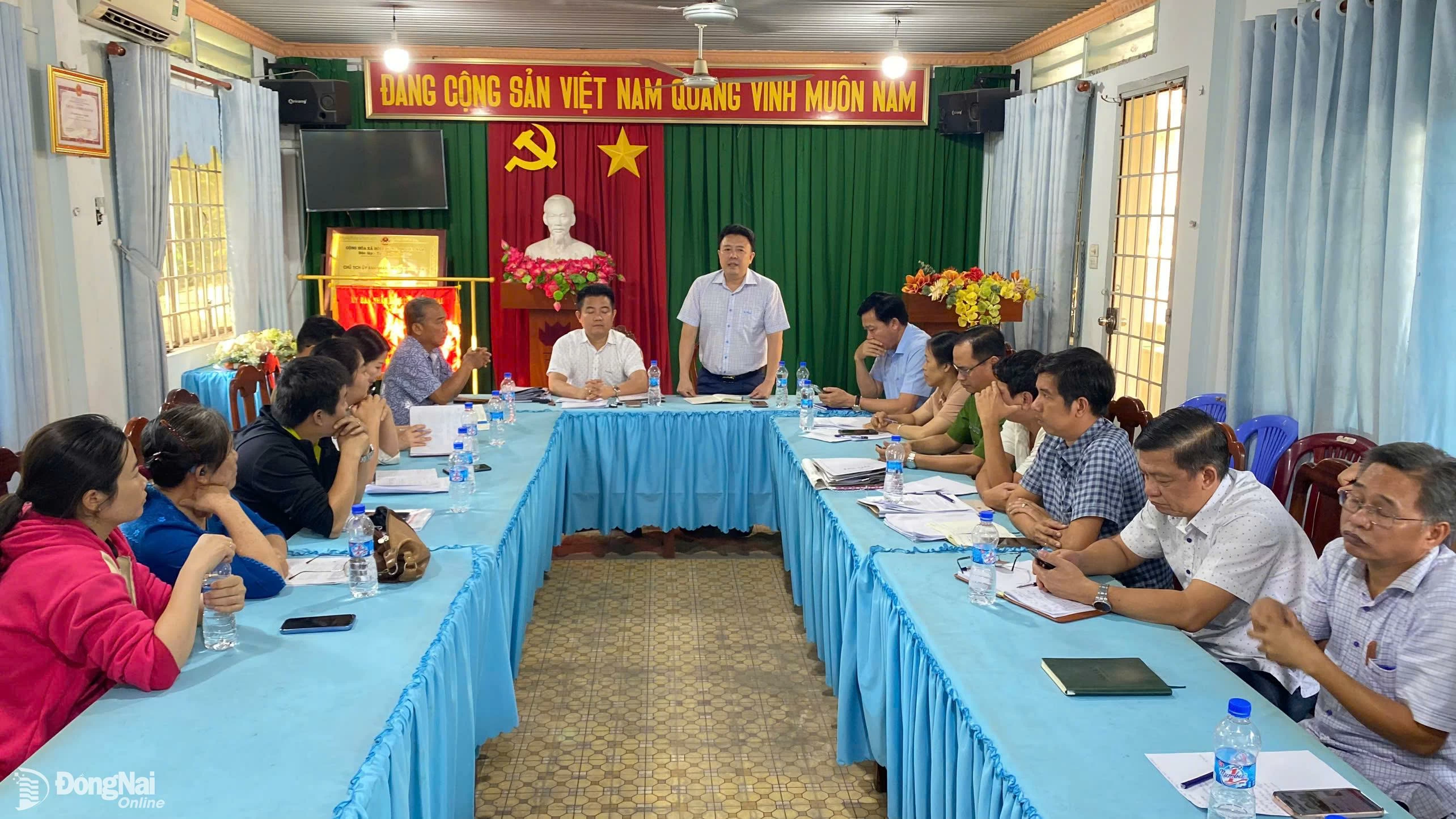 UBND huyện Long Thành Trần Văn Thân phát biểu tại buổi làm việc. Ảnh: Phùng Viện