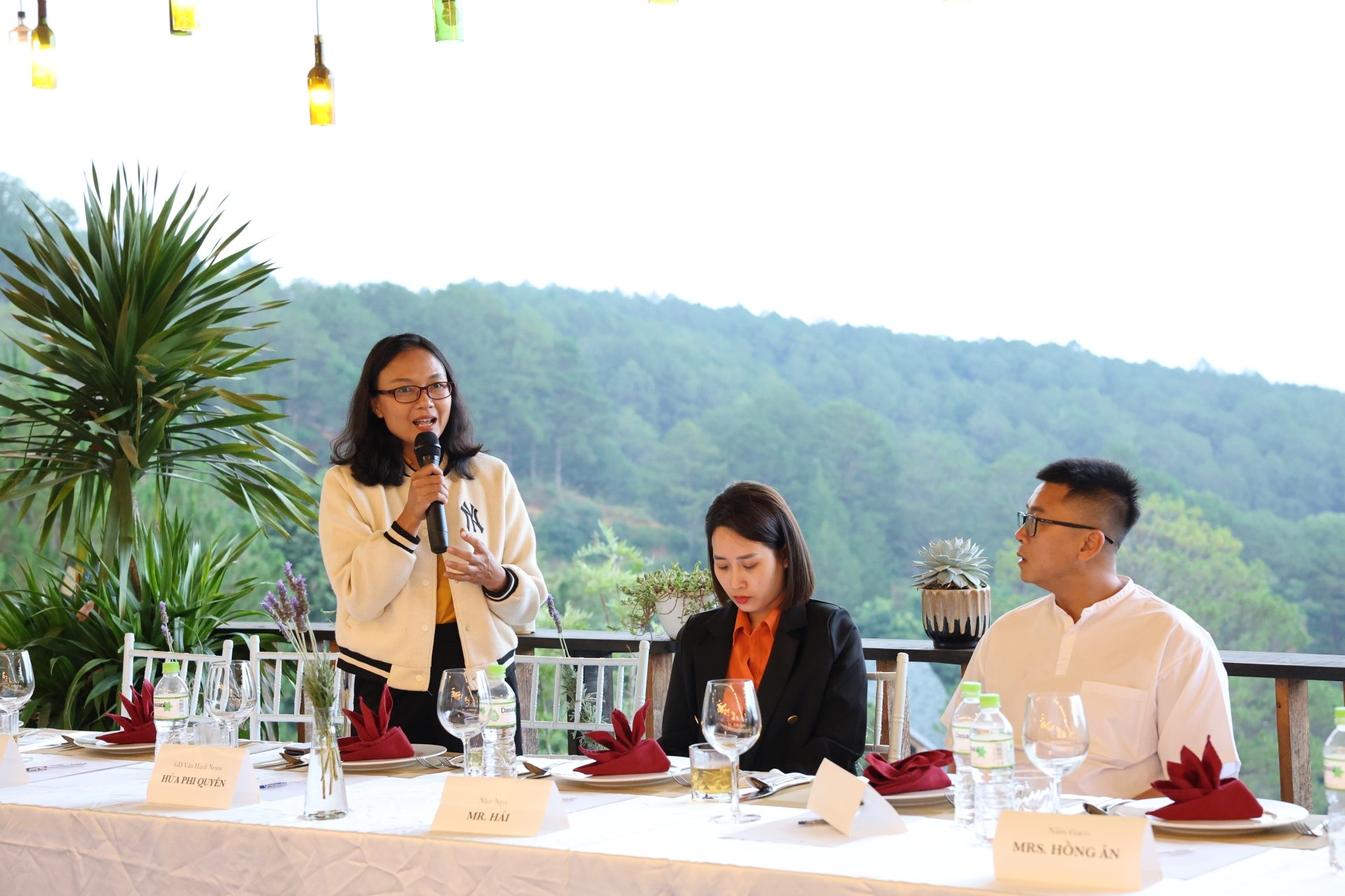 Ms. Hua Phi Quyen (TropiAd Joint Stock Company) shares about the Company's association activities