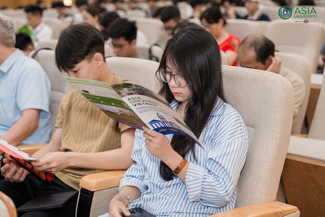 Hành trình hội nhập toàn cầu: Bắt đầu từ giảng đường quốc tế - Ảnh 2.
