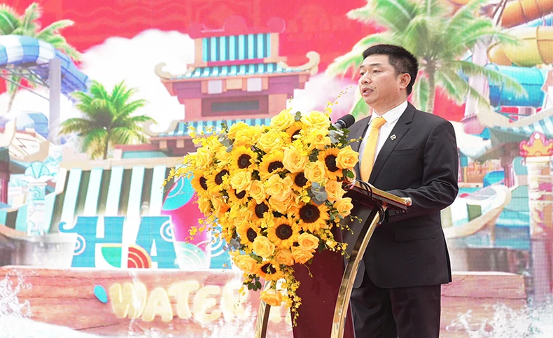 Phó Thủ tướng Chính phủ Mai Văn Chính dự Lễ khai trương Công viên nước Sun World Hà Nam ảnh 4