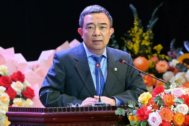 giao-su-tien-sy-nguyen-viet-anh.jpg