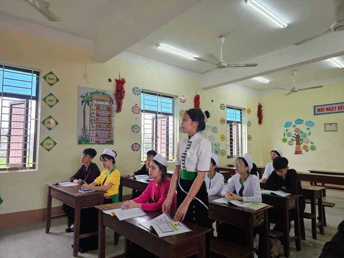 CLB "Thủ lĩnh của sự thay đổi": Khi nữ sinh không chỉ học tốt mà còn được "dẫn lối"- Ảnh 6.
