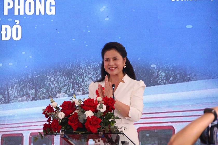 Giám đốc Sở Văn hoá, Thể thao và Du lịch Trần Thị Hoàng Mai phát biểu tại sự kiện.