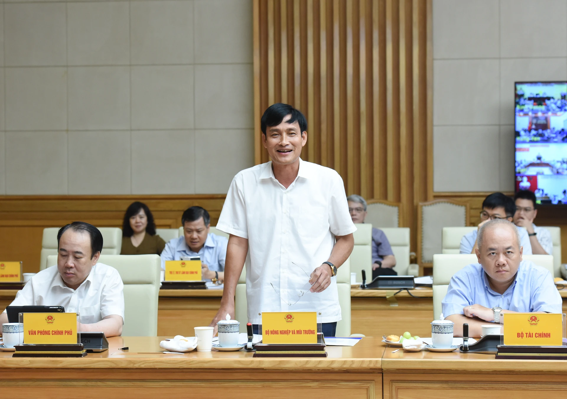 [Ảnh] Thủ tướng Phạm Minh Chính chủ trì phiên họp Ban Chỉ đạo các công trình, dự án trọng điểm ngành giao thông vận tải ảnh 8