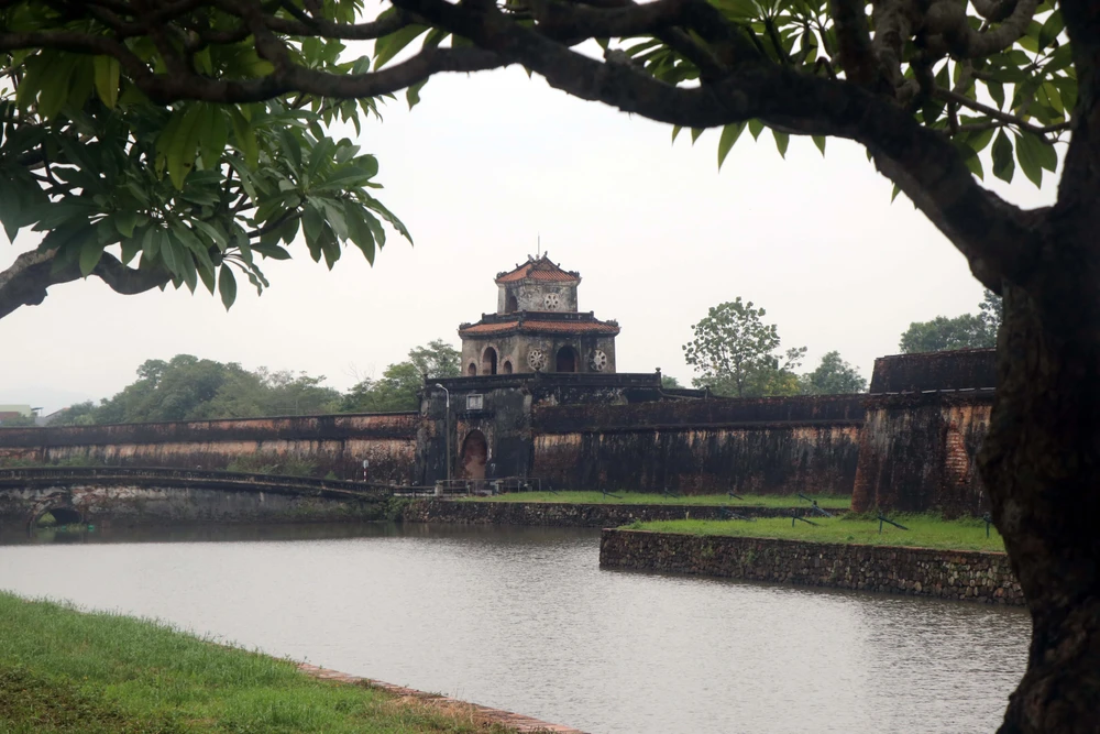 វិចិត្រសិល្បៈពុទ្ធសាសនា Hue - បេតិកភណ្ឌរស់នៅក្នុងលំហូរវប្បធម៌នៃរាជធានីបុរាណ