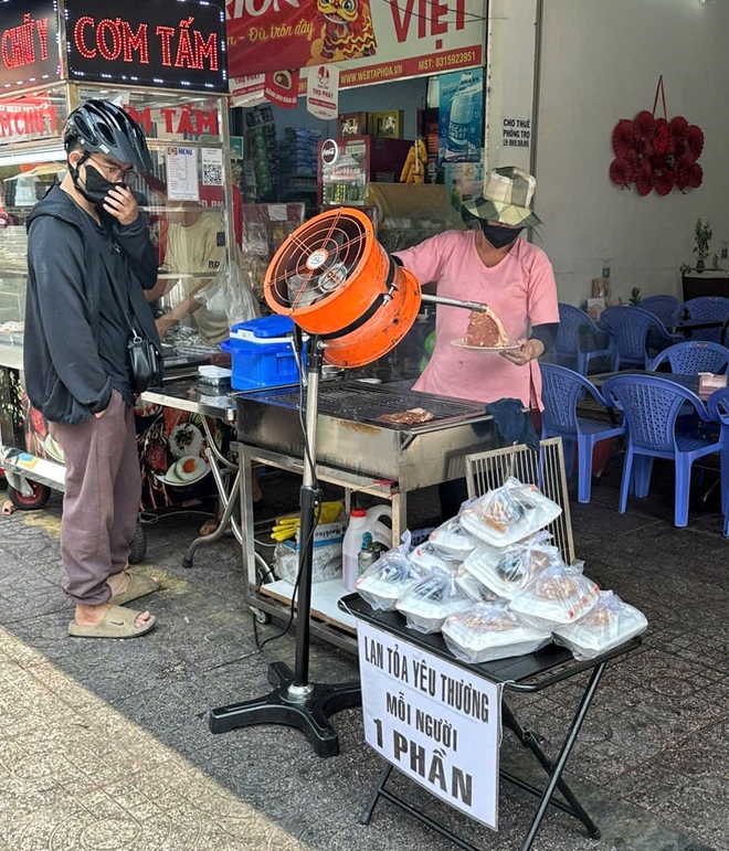 Lễ Phật đản, ghé những quán này ở TP.HCM nếu muốn ăn chay miễn phí - Ảnh 6.
