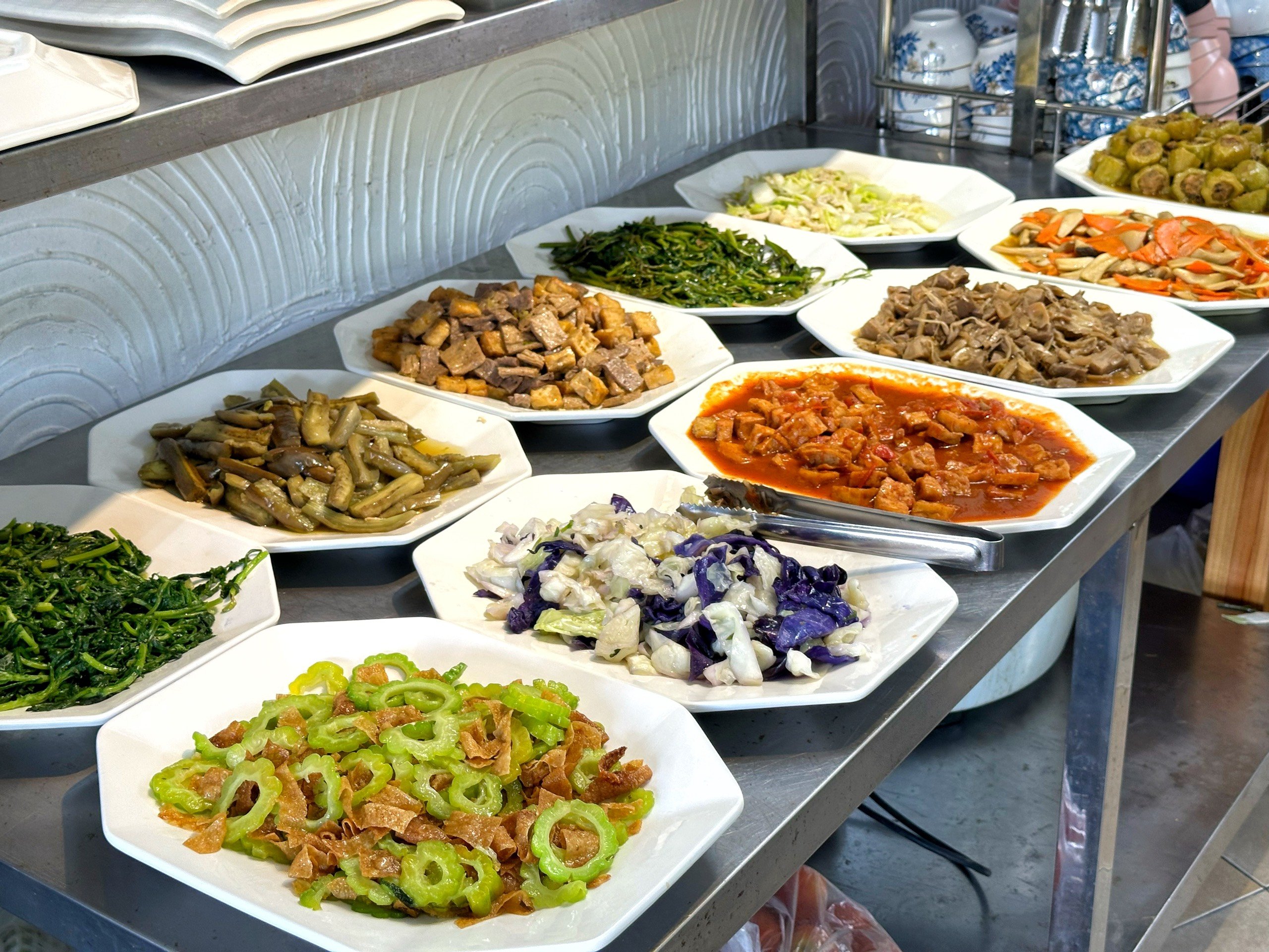 Những quán buffet chay 0 đồng bình dân từng gây sốt ở TP.HCM, giờ ra sao? - Ảnh 6.