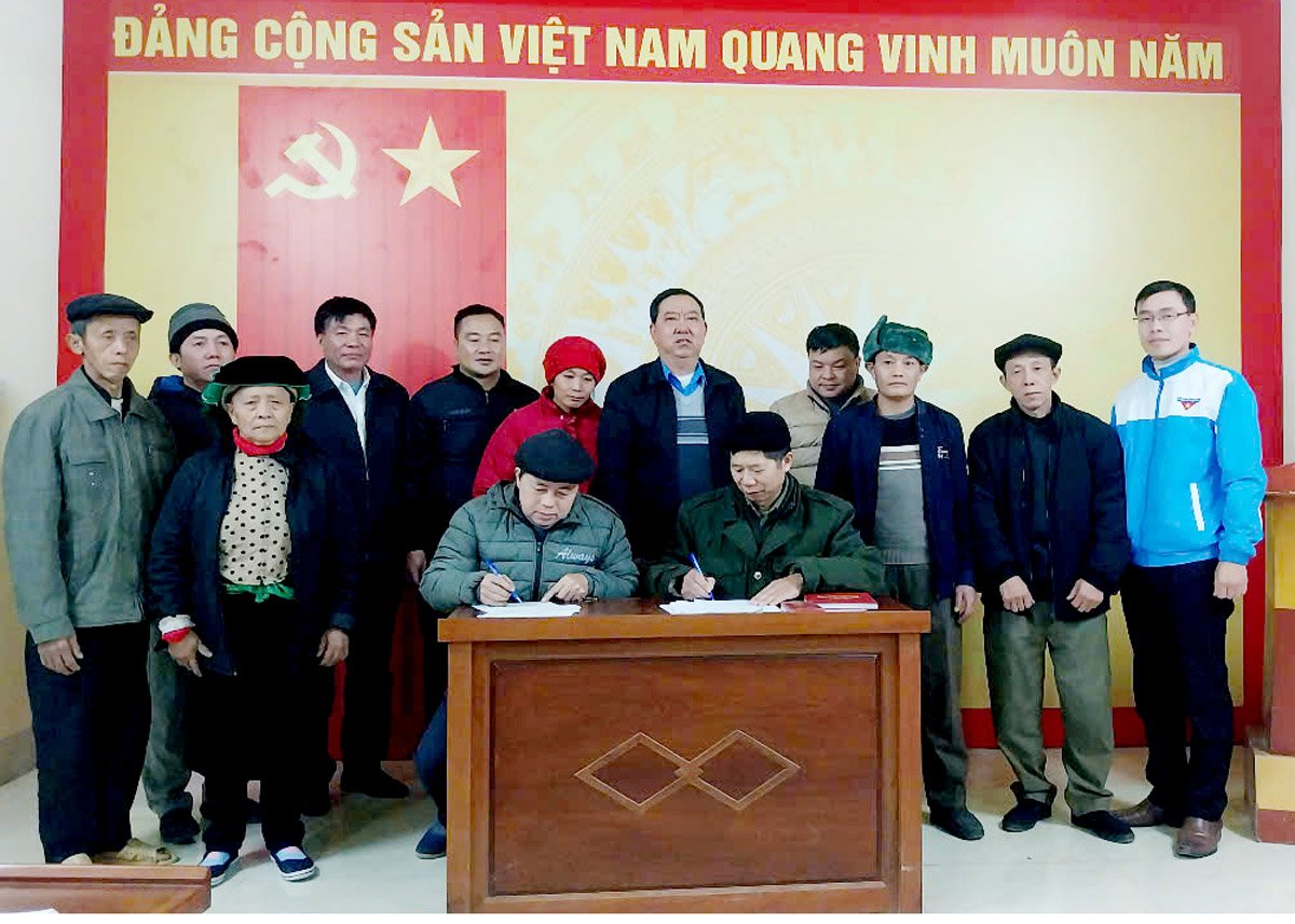 Hội Nghệ nhân dân gian xã Cán Tỷ ký cam kết xóa bỏ hủ tục, chung tay xây dựng đời sống văn minh.