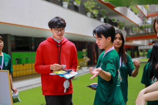 Chương trình giáo dục phổ thông 2018 được áp dụng đồng bộ, tăng cường thực hành và đánh giá năng lực. (Nguồn: Dreamcatcher)