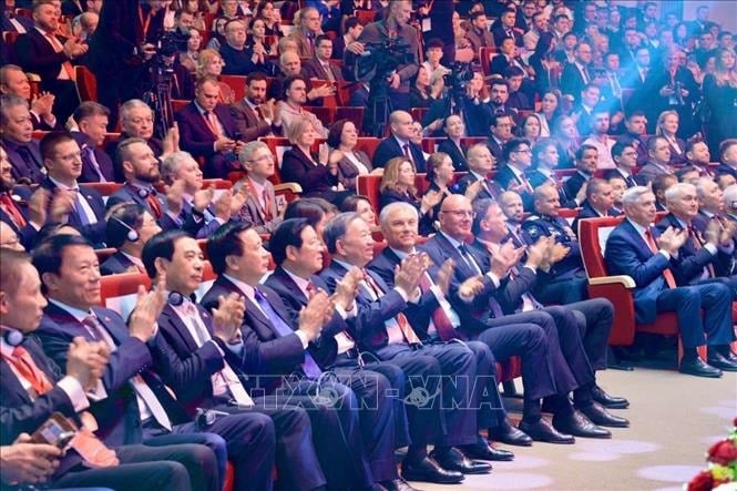 Vun đắp quan hệ hữu nghị truyền thống Việt - Nga trong kỷ nguyên mới, vì hòa bình, hợp tác và phát triển- Ảnh 1.