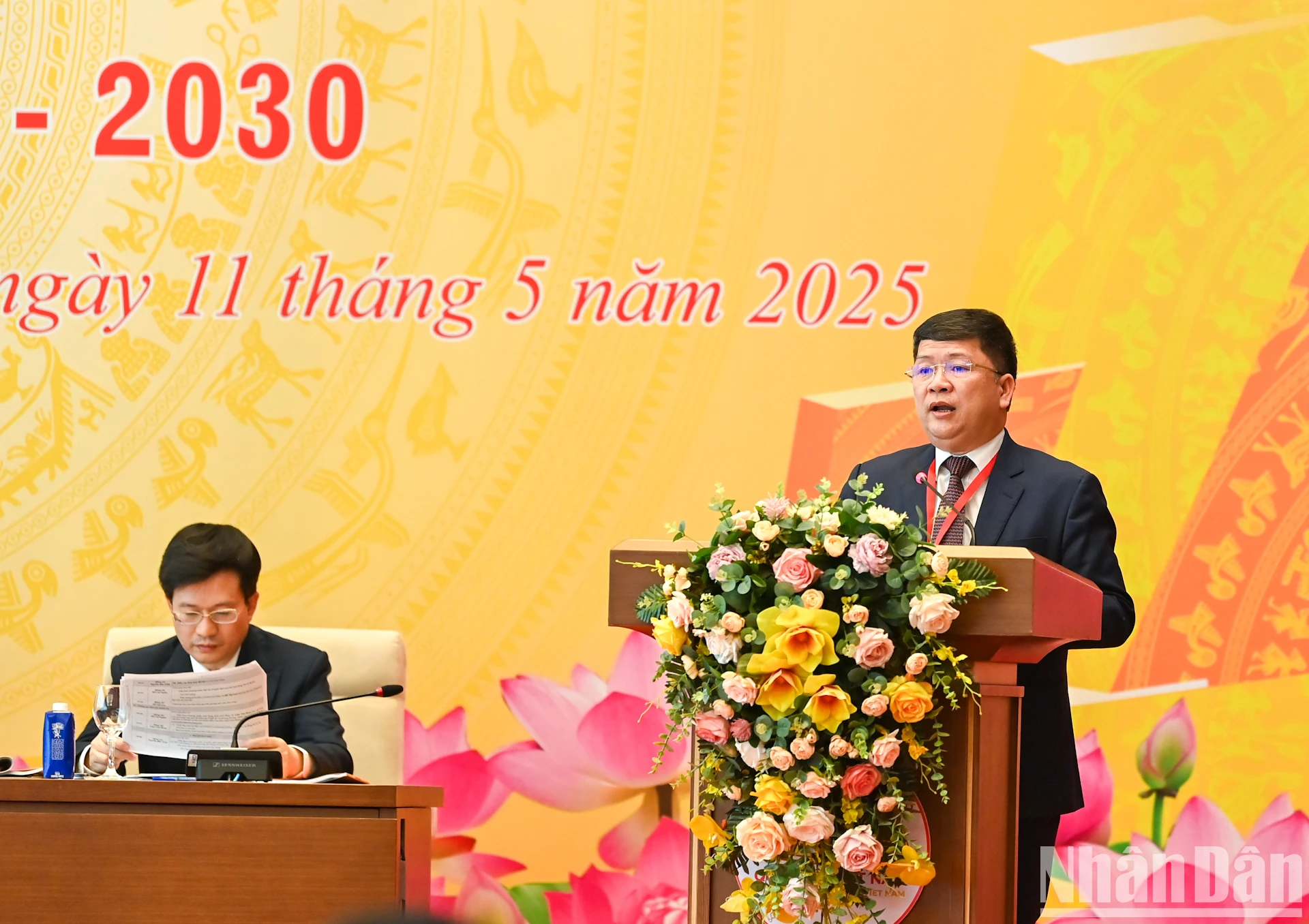 [ภาพ] ประธานสภานิติบัญญัติแห่งชาติ ทราน ทานห์ มัน เข้าร่วมการประชุมใหญ่พรรคของคณะกรรมการวัฒนธรรมและสังคม ภาพที่ 9