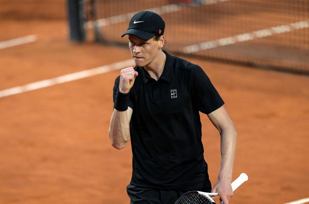 Trở lại sau 3 tháng treo vợt, Sinner khởi đầu tốt tại Italian Open - 1