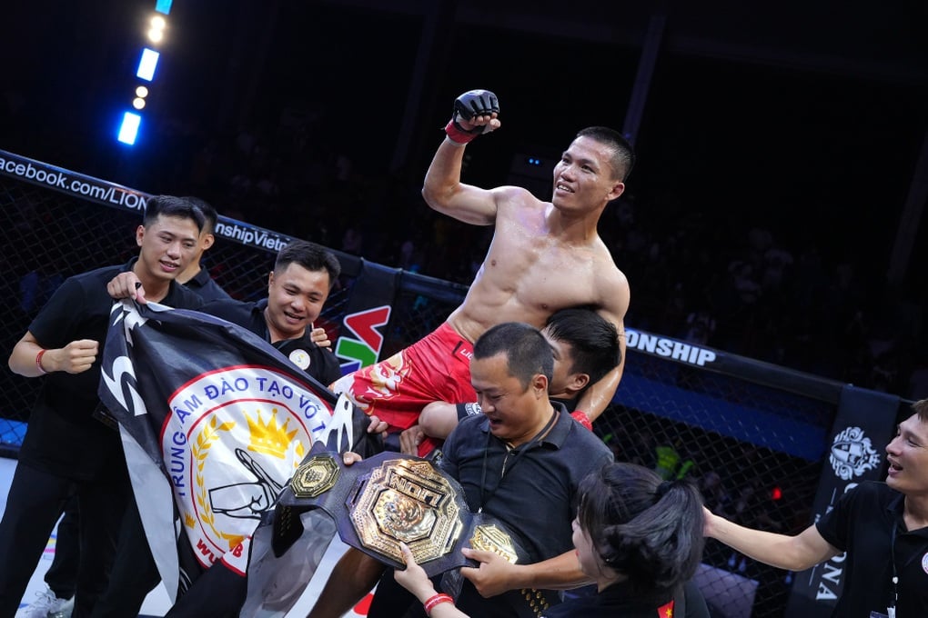 Võ sĩ Việt Nam đánh bại Thần sấm người Belarus, vô địch MMA Championship - 2