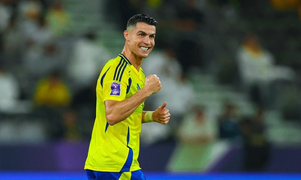 C.Ronaldo có động thái bất ngờ, tương lai trở nên bấp bênh - 1