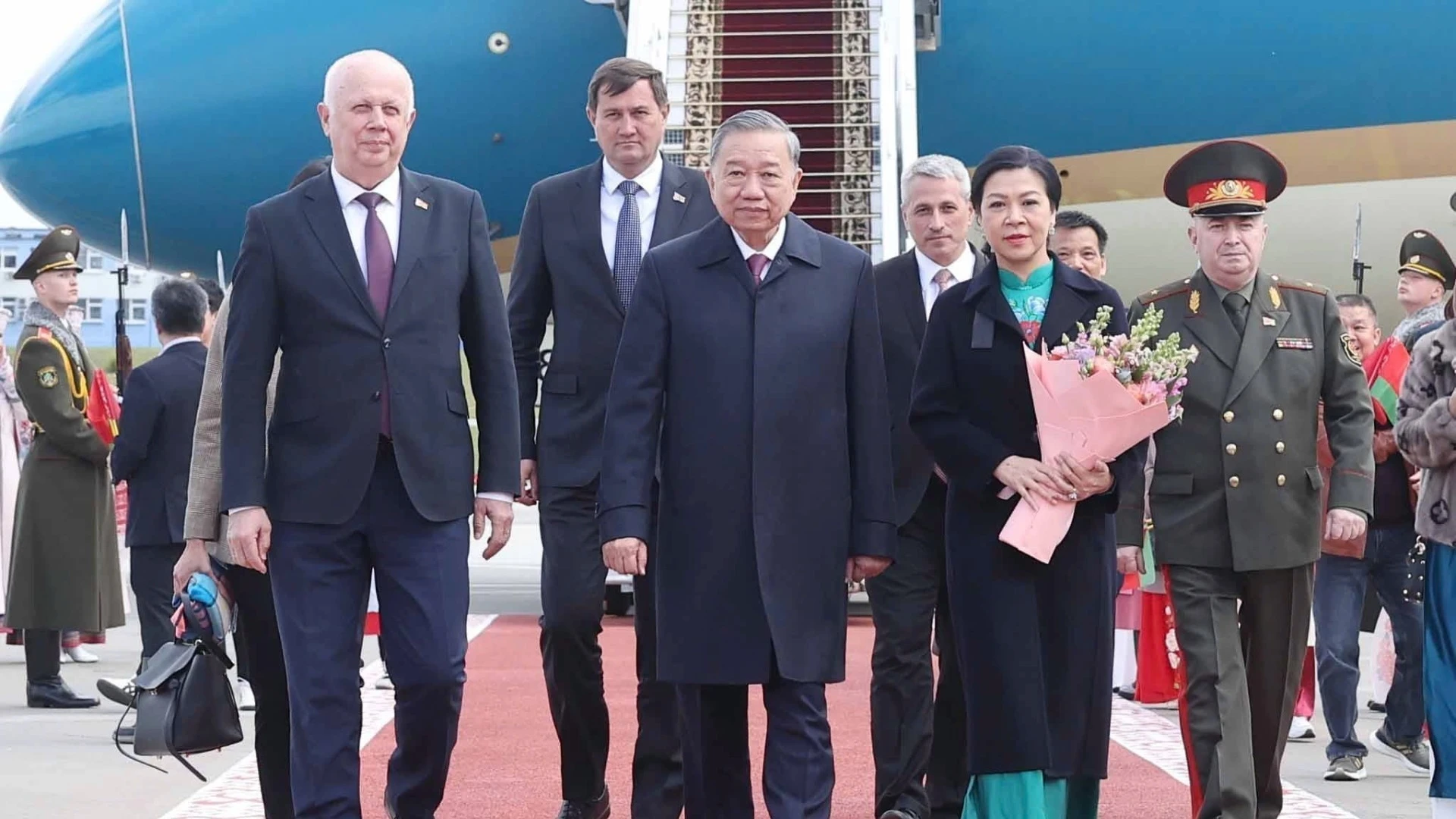 [Ảnh] Tổng Bí thư Tô Lâm đến Minsk, bắt đầu thăm cấp Nhà nước tới Belarus ảnh 6