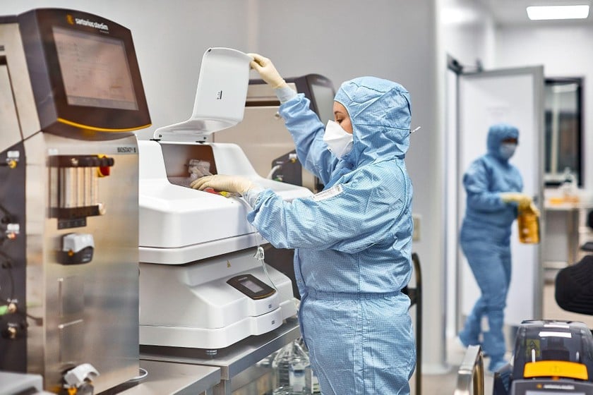 Inside the factory of Binnopharm, one of Russia's largest pharmaceutical manufacturers. Photo: Binnopharm