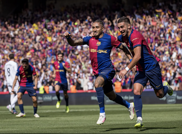 Mit einem fulminanten Superklassiker rückt Barcelona dem Thron der La Liga näher – Foto 6.