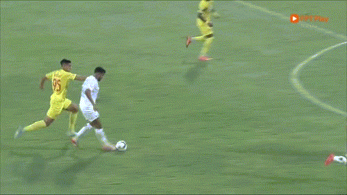 En directo Nam Dinh Blue Steel vs Dong A Thanh Hoa 2-1 (2.ª mitad): Lucas anota foto 12