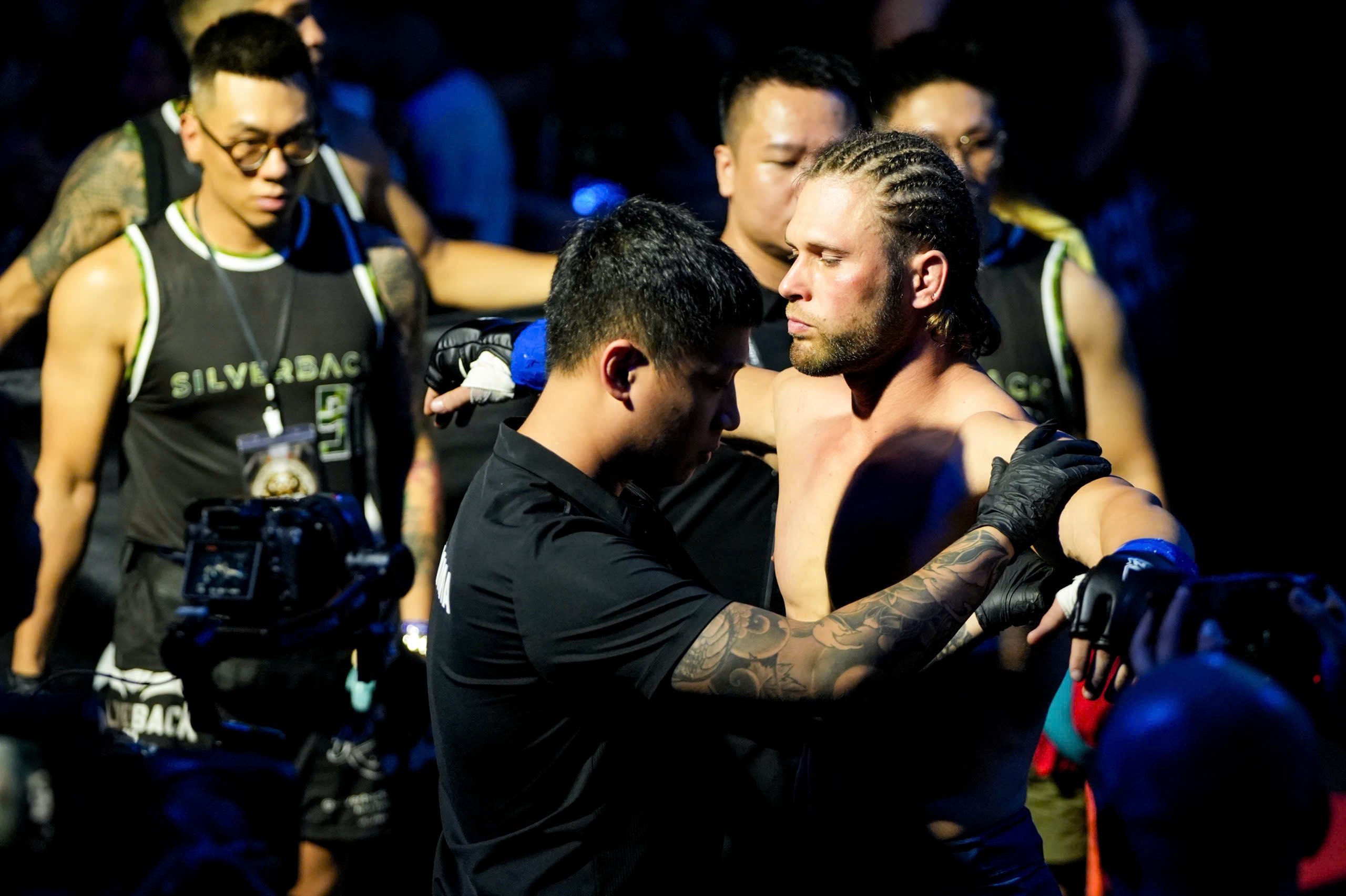 lion championship anh 2