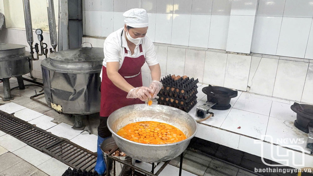 州内の大規模な共同厨房のほとんどは、食品安全規制を厳格に遵守しています。