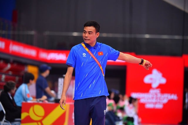 HLV tuyển futsal Việt Nam nói gì sau ngôi đầu giải châu lục? - Ảnh 1.