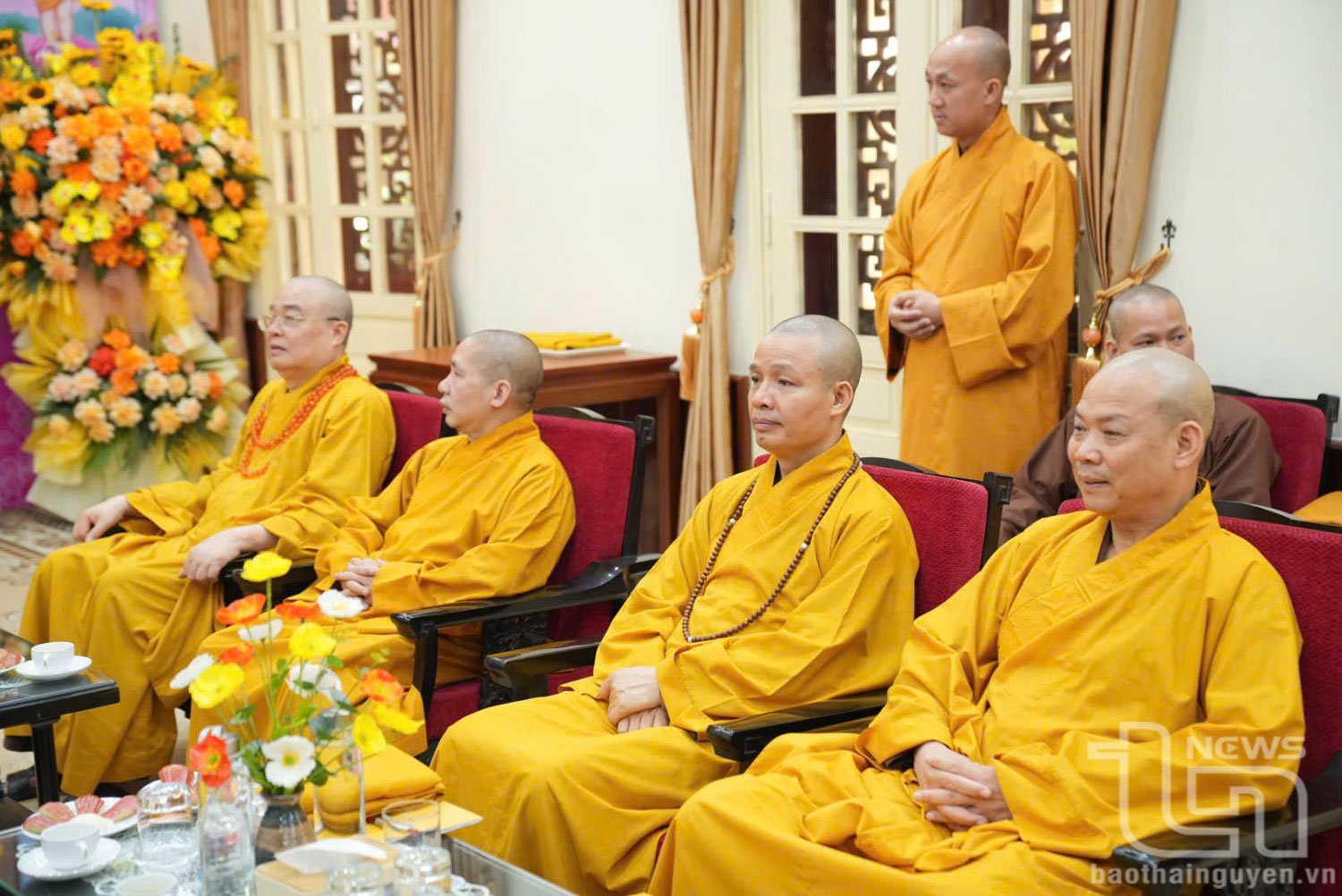 Các vị chư tôn đức Hội đồng Trị sự Trung ương Giáo hội Phật giáo Việt Nam tại buổi gặp mặt.