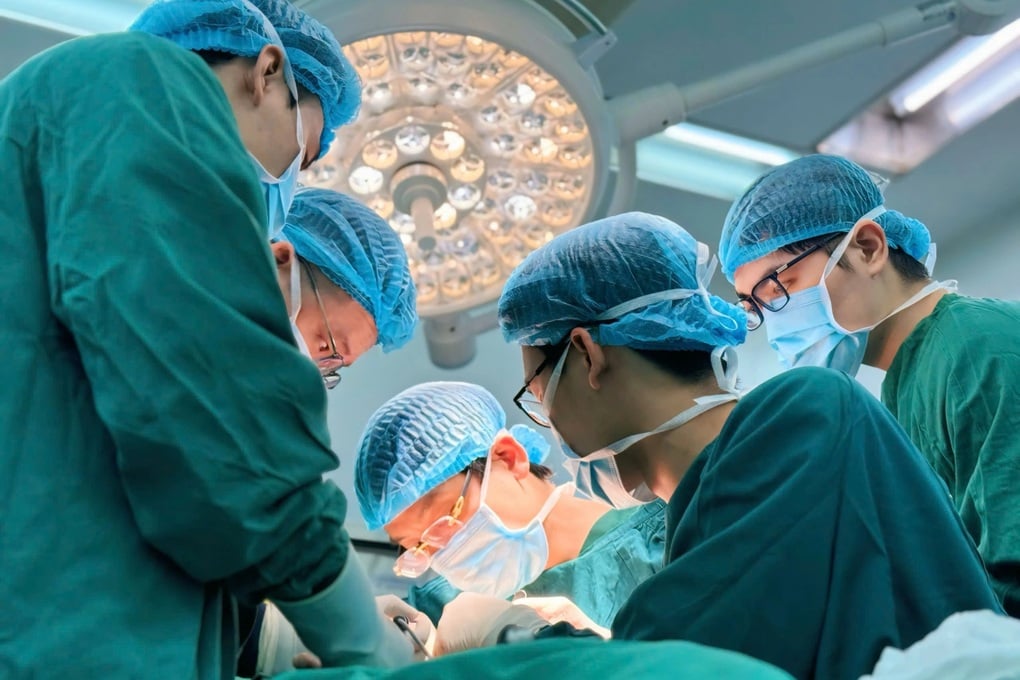 Mang găng tay quá rộng, nam thanh niên gặp tai nạn đứt ngón trỏ - 2