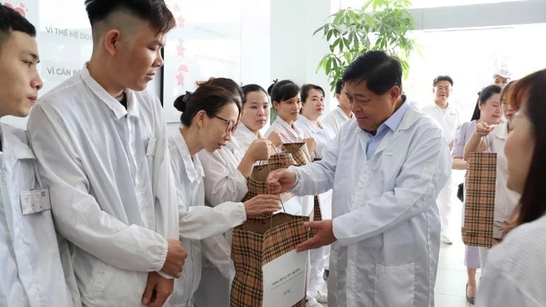 Bắc Ninh hướng tới trở thành Trung tâm khoa học, công nghệ và đổi mới sáng tạo hàng đầu ảnh 2