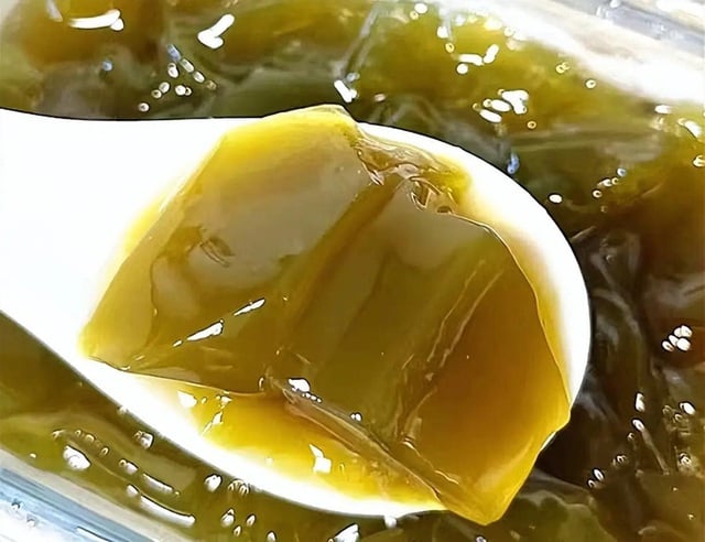 4 món ngon giải nhiệt ngày nắng lạ miệng, dễ làm với loại lá mọc hoang nhiều ở nước ta- Ảnh 4.