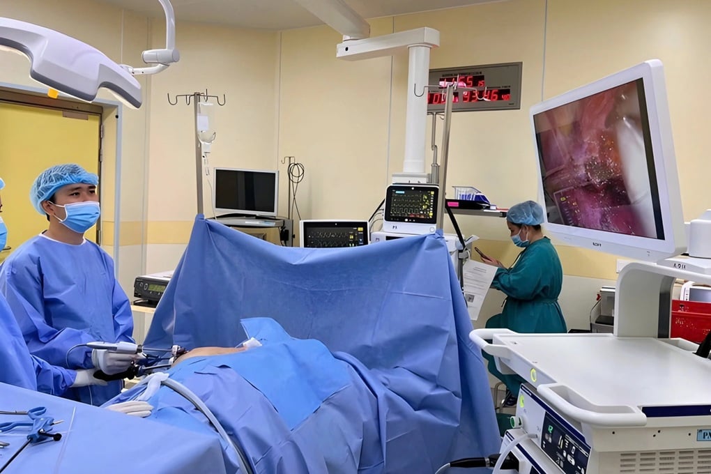 Người đàn ông nguy kịch vì sát thủ ẩn mình sau triệu chứng tiêu phân đen - 1