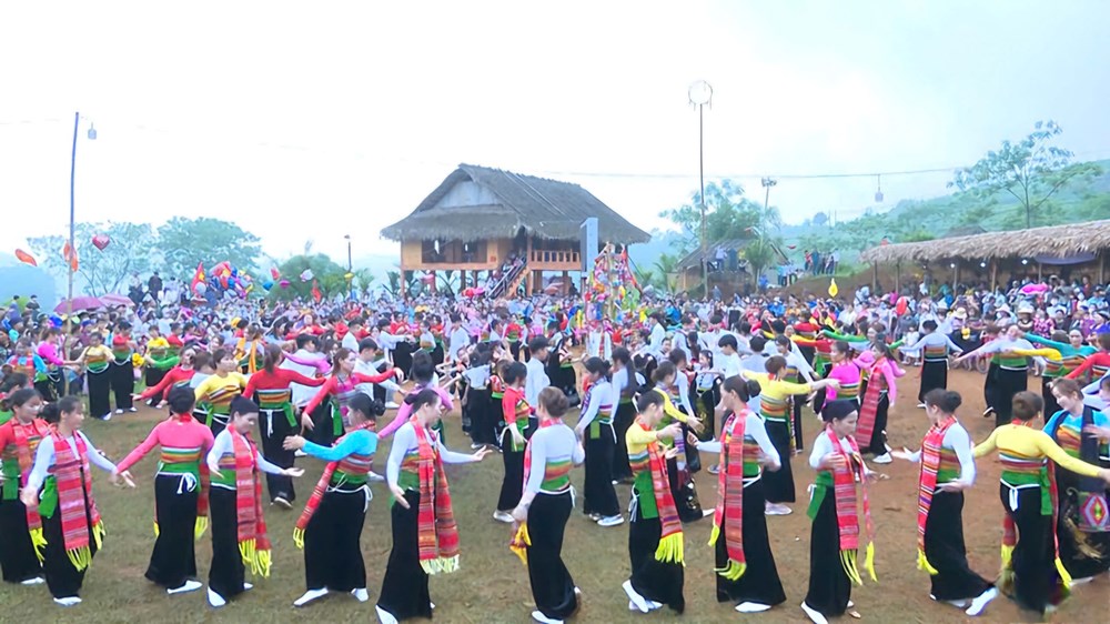 Văn hóa bản địa trở thành động lực mới cho du lịch Thanh Hóa - Ảnh 1.