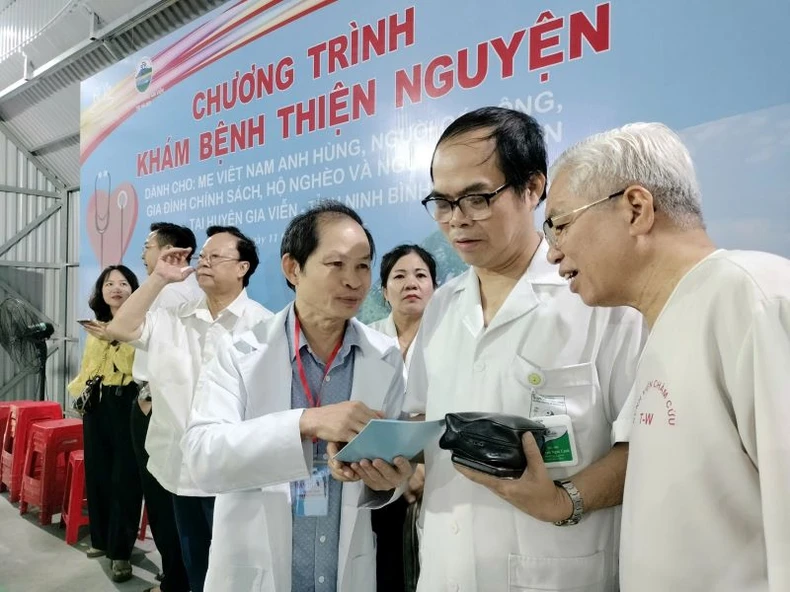 Join hands for community health photo 3