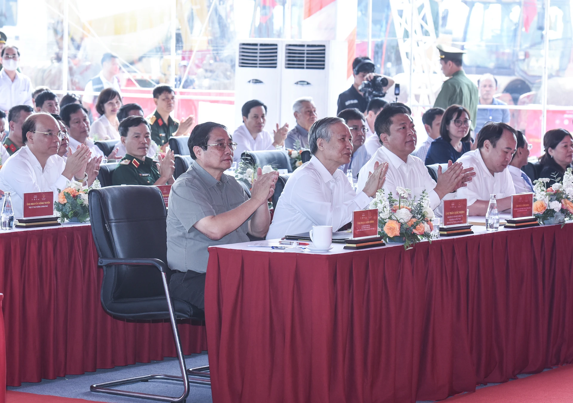 [Ảnh] Thủ tướng Phạm Minh Chính khởi công tuyến cao tốc huyết mạch qua Thái Bình, Nam Định ảnh 3