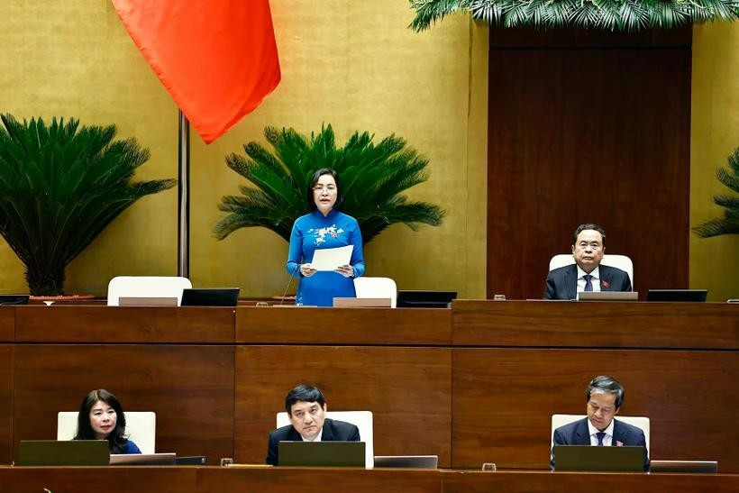 Phó Chủ tịch Quốc hội Nguyễn Thị Thanh phát biểu tại Kỳ họp thứ 9, Quốc hội khóa XV. (Ảnh: TTXVN)