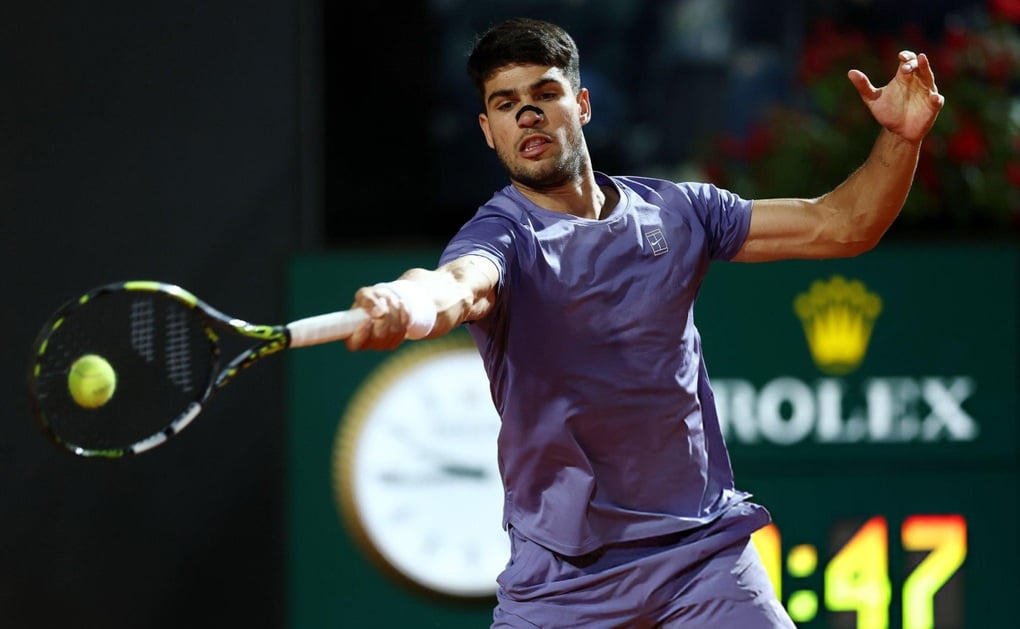 Alcaraz, Zverev vững vàng tiến bước tại Italian Open - 1