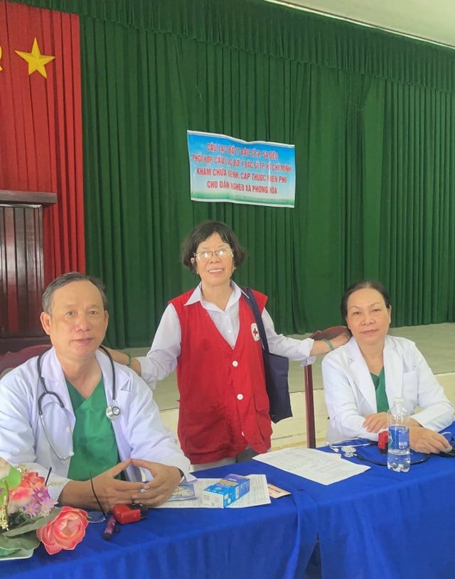 Người kết nối yêu thương - Ảnh 1.