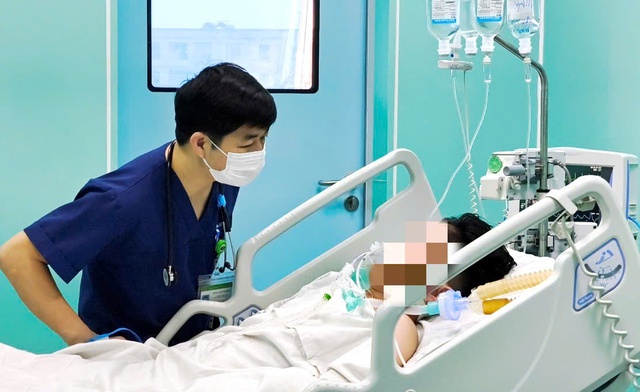 Nhận biết các triệu chứng đột ngột do bệnh não mô cầu - Ảnh 1.