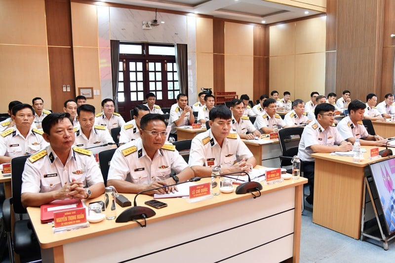 Các đại biểu tham dự hội nghị. (Ảnh: Văn Định)